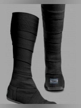 TOMS Wrap Boot